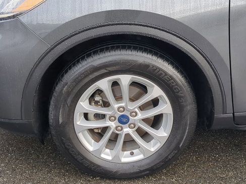 Used 2020 Ford Escape SE image 30