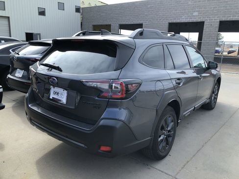 Used 2023 Subaru Outback Onyx Edition XT image 12