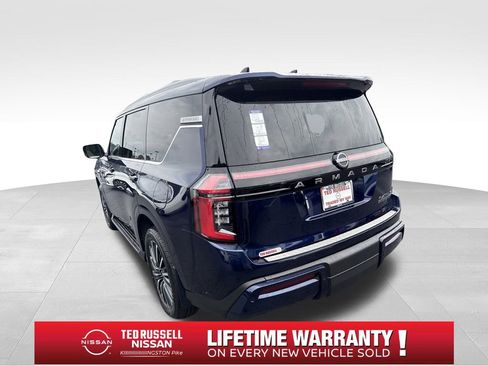 New 2025 Nissan Armada Platinum Reserve image 5
