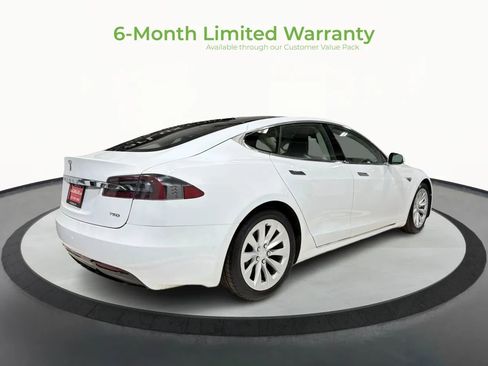 Used 2016 Tesla Model S 70D image 7