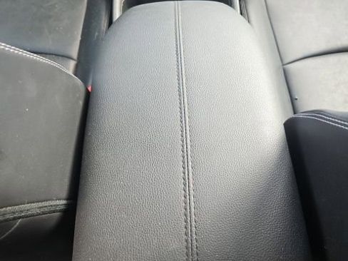 Used 2021 Toyota RAV4 XLE Premium FWD image 30