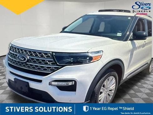 Used 2023 Ford Explorer Limited w/ Equipment Group 301A AWD/4WD image 3