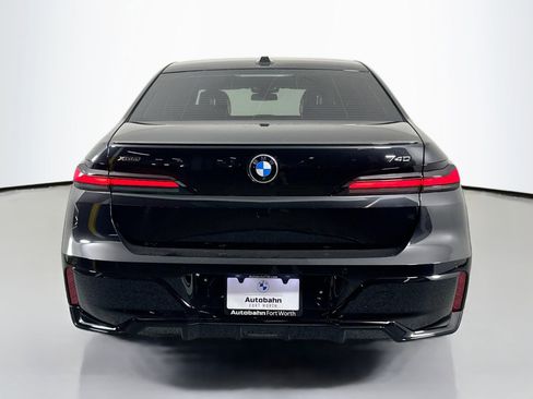 New 2025 BMW 740i xDrive w/ Executive Package image 5
