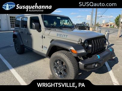 Used 2023 Jeep Wrangler Unlimited w/ Sun & Screen Package