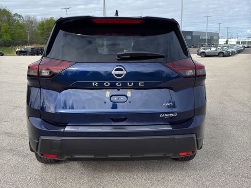 New 2026 Nissan Rogue SV AWD/4WD image 7