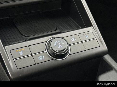 Certified 2025 Hyundai Kona SEL image 34