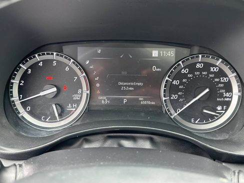 Used 2021 Toyota Highlander XSE AWD/4WD image 17