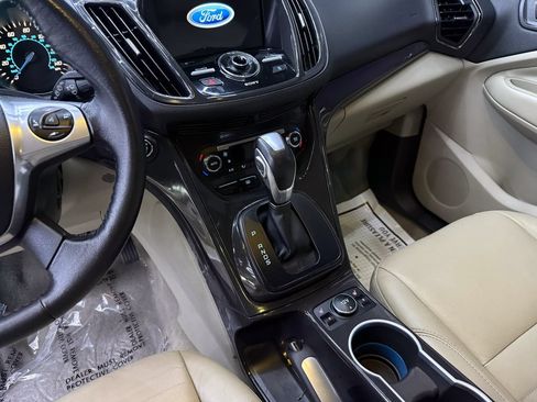Used 2016 Ford Escape Titanium FWD image 13