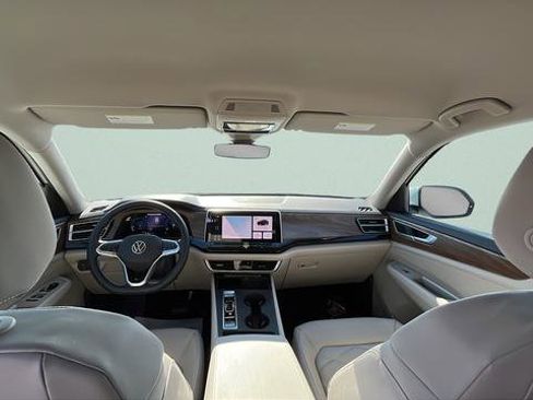 New 2026 Volkswagen Atlas SE image 23