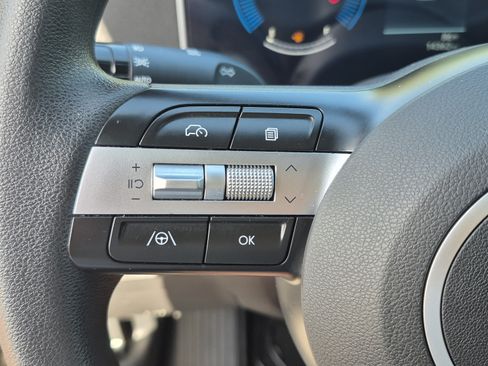 Certified 2025 Hyundai Santa Cruz SEL FWD image 25