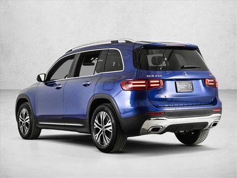 Certified 2025 Mercedes-Benz GLB 250 4MATIC image 8