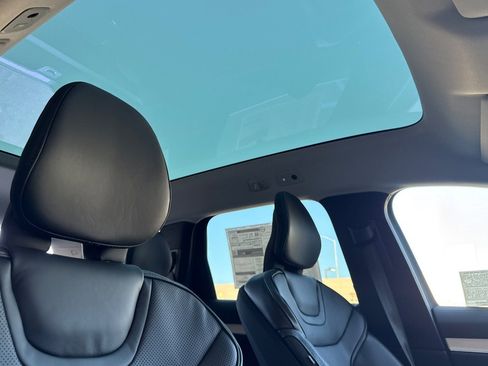 New 2026 Volvo EX90 Ultra AWD/4WD image 19