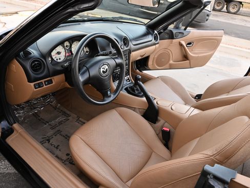 Used 2001 MAZDA MX-5 Miata LS image 17