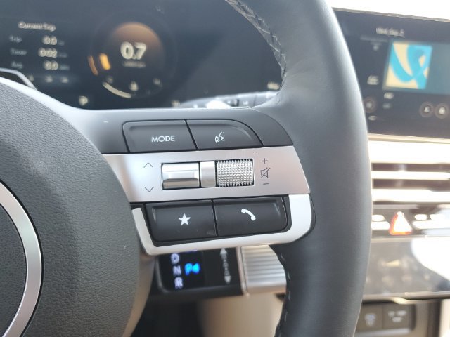 New 2026 Hyundai Tucson Limited FWD image 21