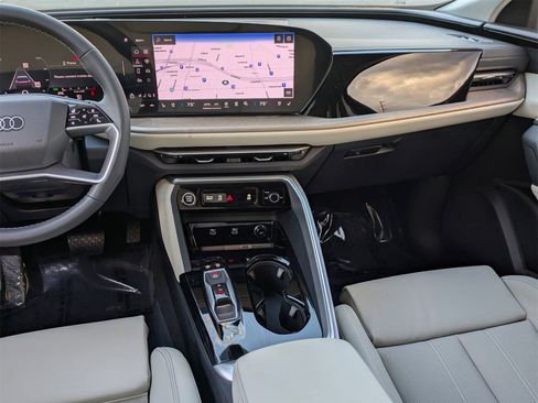 New 2025 Audi Q5 2.0T Premium Plus image 6