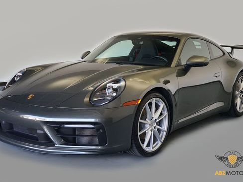 Used 2021 Porsche 911 Carrera image 3