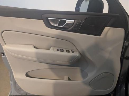 New 2026 Volvo XC60 T8 Ultra w/ Protection Package Premier image 8