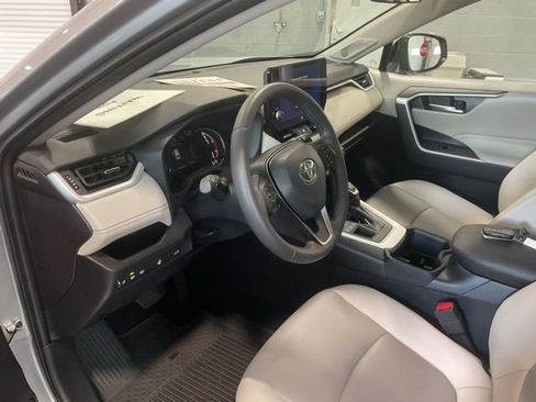 Used 2025 Toyota RAV4 XLE Premium w/ Weather Package AWD/4WD image 9