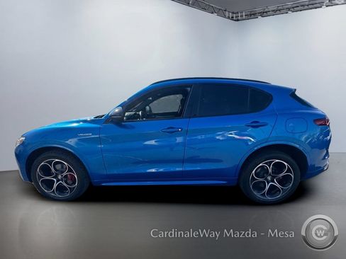 Used 2023 Alfa Romeo Stelvio Veloce AWD/4WD image 7