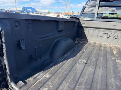 Used 2018 GMC Sierra 2500 SLT w/ Snow Plow Prep Package AWD/4WD image 45