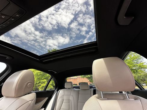 Used 2017 Mercedes-Benz E 43 AMG 4MATIC Sedan image 34