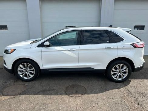 Certified 2024 Ford Edge Titanium w/ Equipment Group 301A AWD/4WD image 3