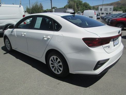 Used 2019 Kia Forte Sedan FWD image 4