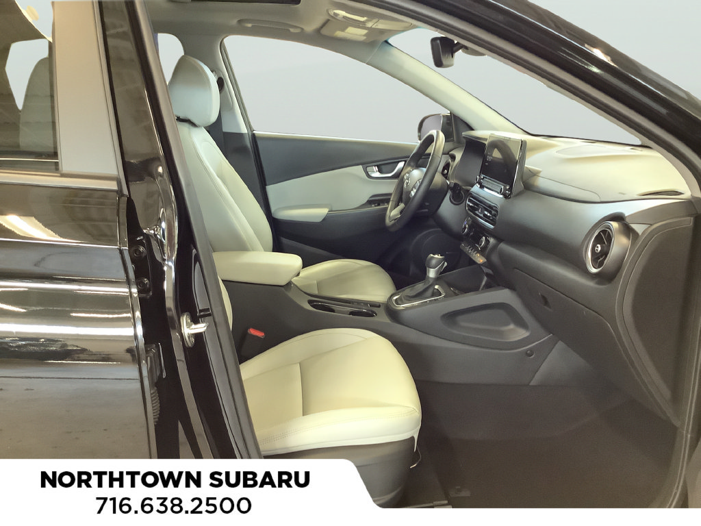 Used 2023 Hyundai Kona Limited AWD/4WD image 13