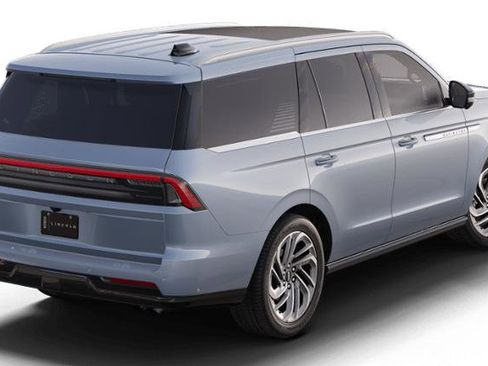 New 2025 Lincoln Navigator Reserve image 26