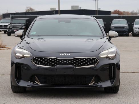 Used 2022 Kia Stinger GT-Line image 2