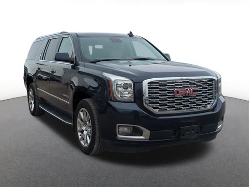 Used 2019 GMC Yukon XL Denali w/ Open Road Package image 8
