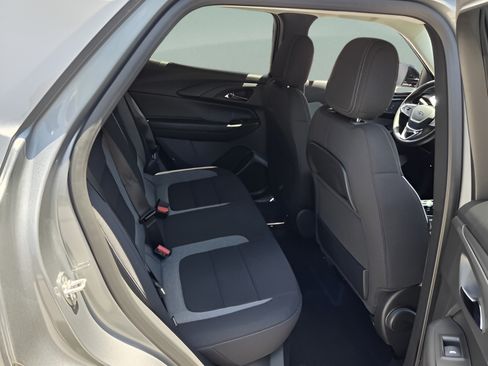 New 2026 Chevrolet TrailBlazer LT w/ Midnight Edition FWD image 14