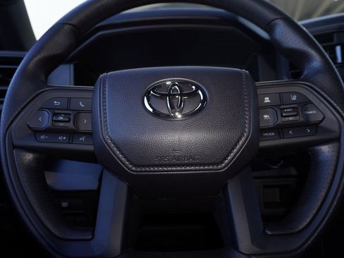 New 2026 Toyota Tundra SR image 18