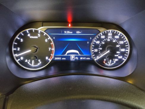 Used 2025 Nissan Sentra SV FWD image 23