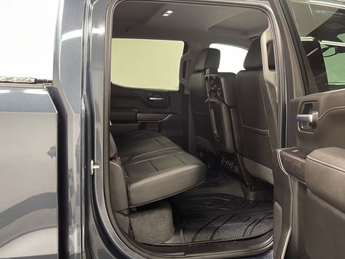 Used 2019 Chevrolet Silverado 1500 LTZ AWD/4WD image 17