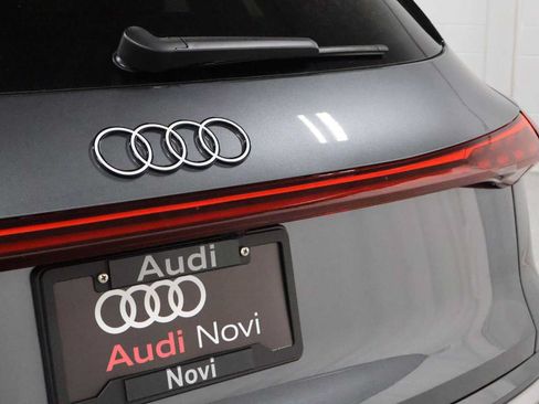 New 2026 Audi SQ5 Premium Plus AWD/4WD image 8