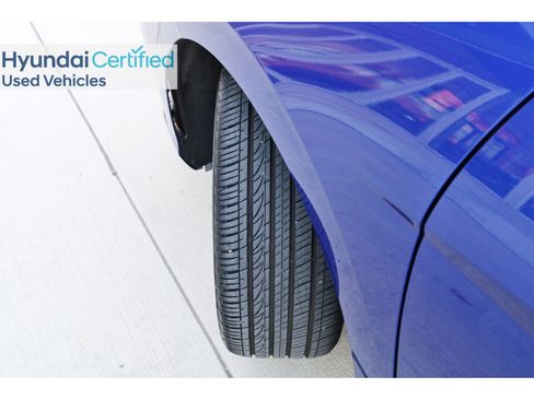 Certified 2025 Hyundai Elantra Sport image 31