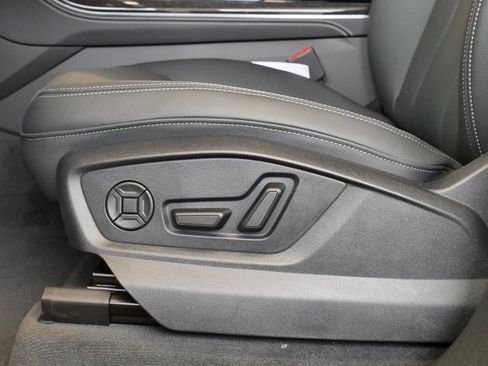 New 2026 Audi Q8 Premium Plus image 11