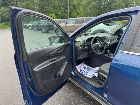 Used 2022 Chevrolet Equinox LT AWD/4WD image 12