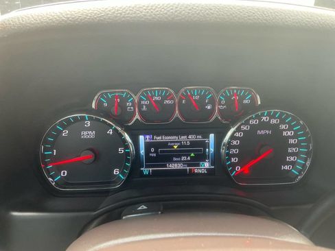 Used 2019 GMC Yukon XL SLT w/ Open Road Package RWD image 19