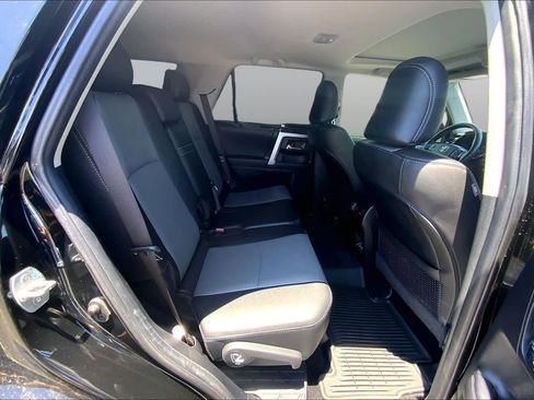Used 2024 Toyota 4Runner SR5 Premium w/ Moonroof Package AWD/4WD image 20