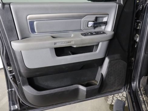 Used 2019 RAM 1500 Big Horn AWD/4WD image 19