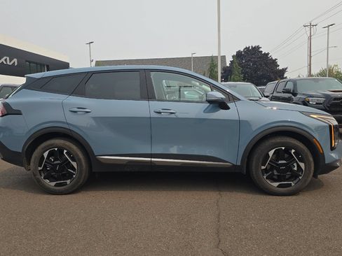 Certified 2026 Kia Sportage S AWD/4WD image 3