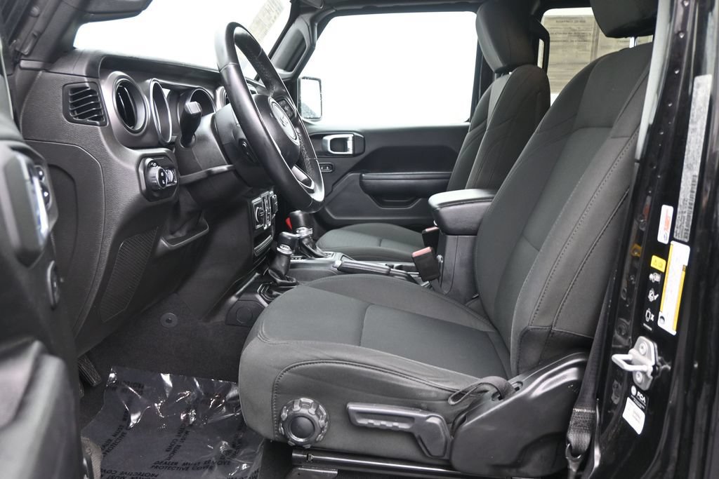 Used 2021 Jeep Gladiator Sport AWD/4WD image 12
