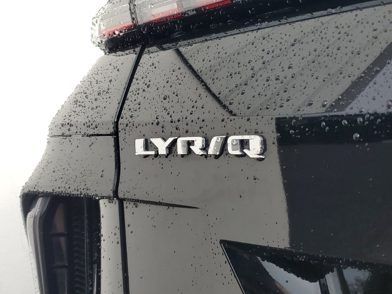 Used 2024 Cadillac Lyriq Sport w/ LPO, Floor Liner Package AWD/4WD image 7
