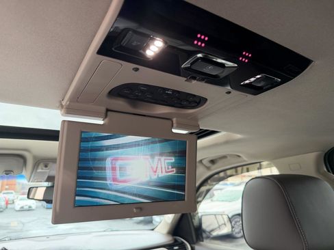 Used 2019 GMC Yukon XL Denali w/ Open Road Package image 26