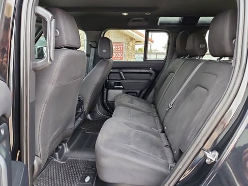 Used 2023 Land Rover Defender 110 image 8