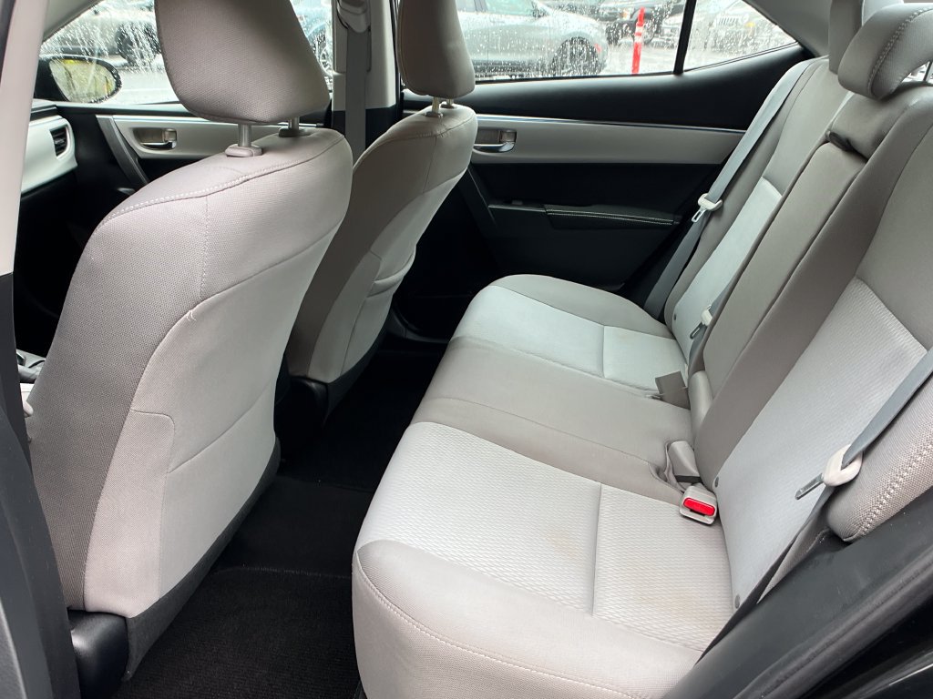 Used 2016 Toyota Corolla LE FWD image 20
