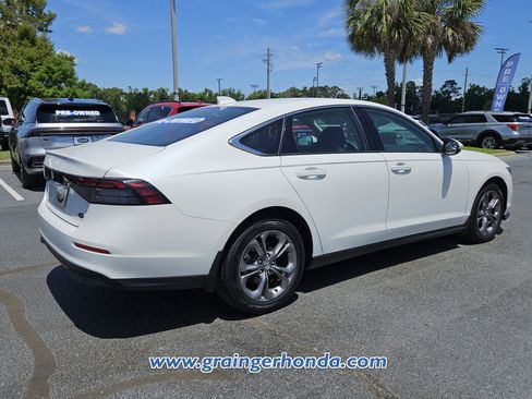 Used 2024 Honda Accord EX image 5
