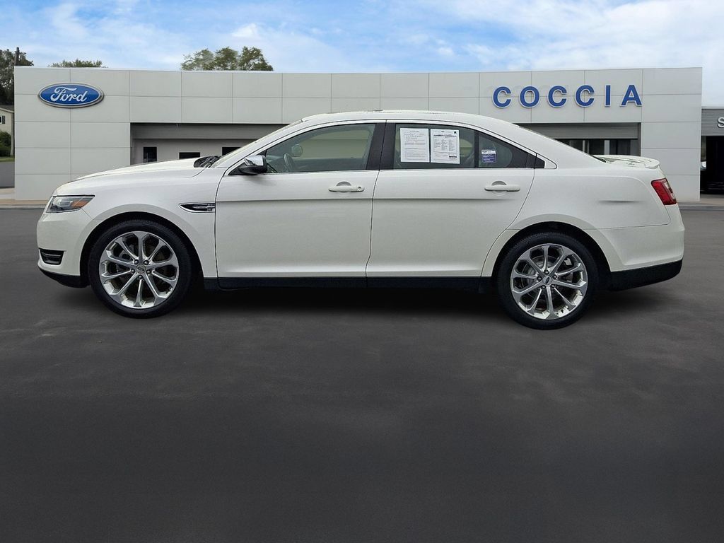 Certified 2018 Ford Taurus Limited AWD/4WD image 7